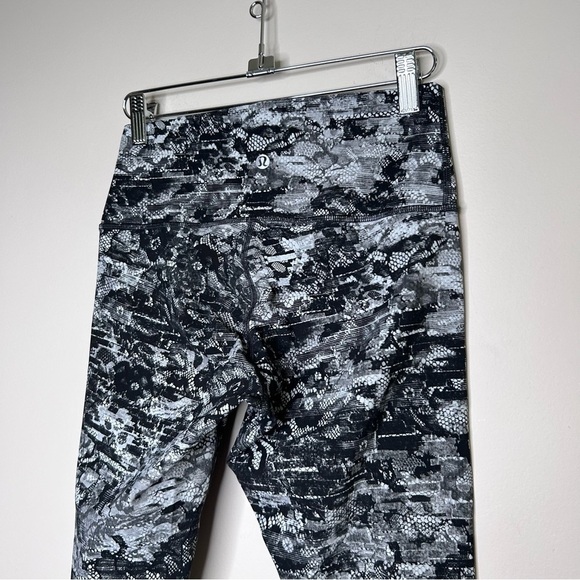 Lululemon Wunder Under High-Rise 7/8 Tight Full-On Luxtreme 25" Masked Lace Sz 6 - Picture 9 of 9